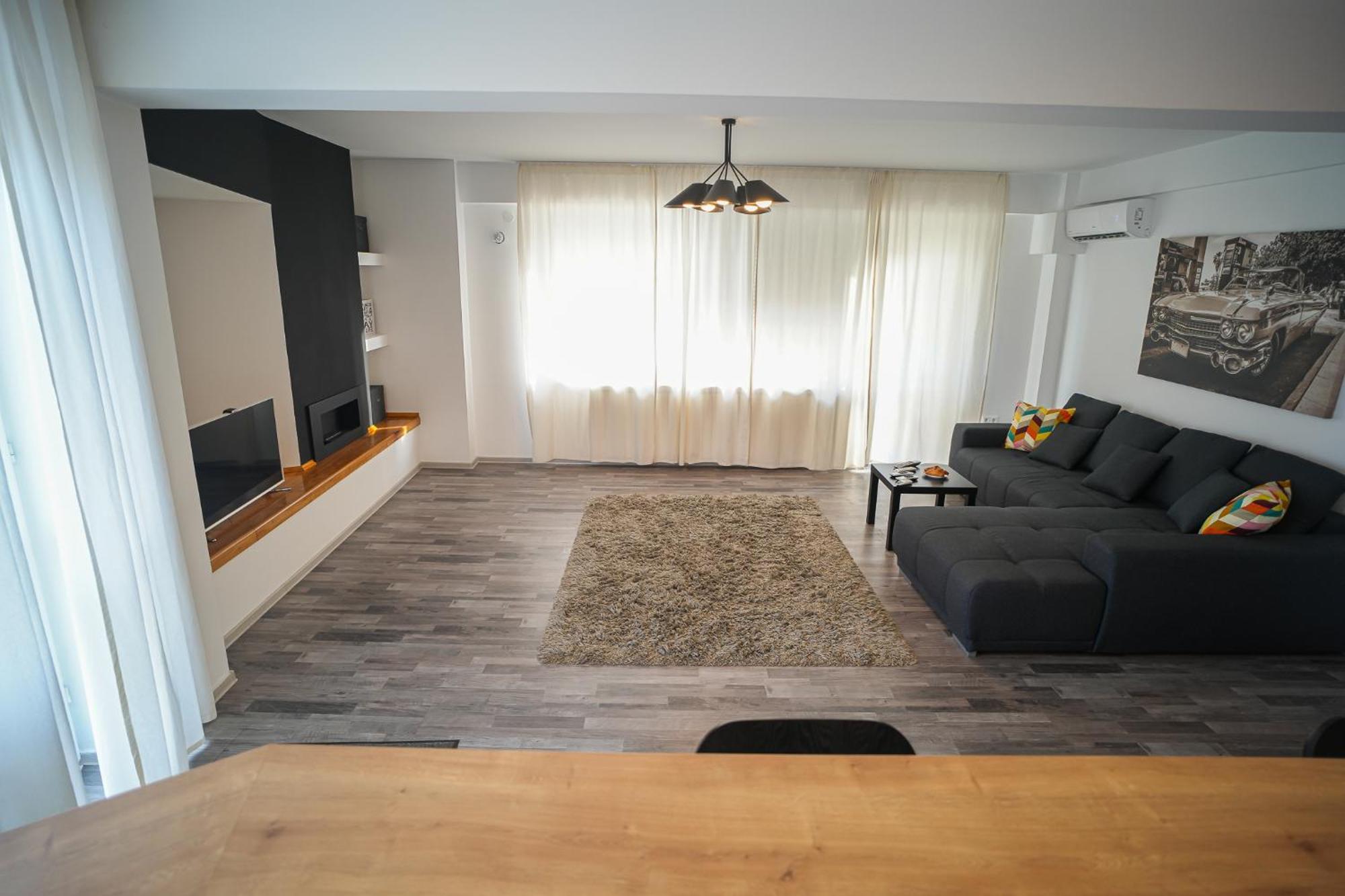 Penthouse With Huge Rooftop Terrace & City View Bukarest Eksteriør billede