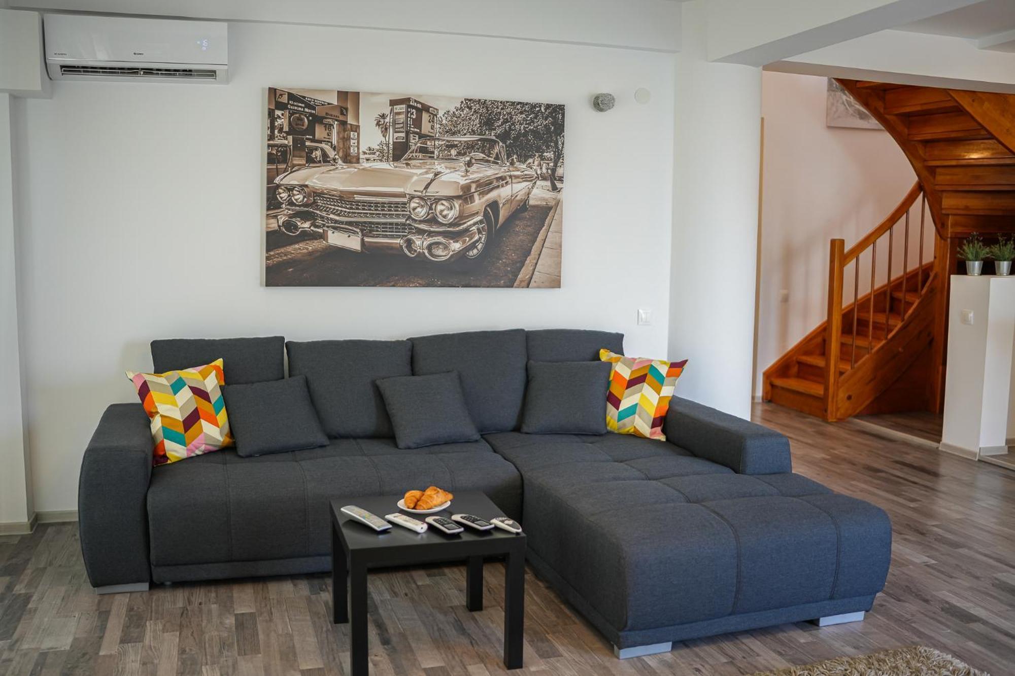 Penthouse With Huge Rooftop Terrace & City View Bukarest Eksteriør billede